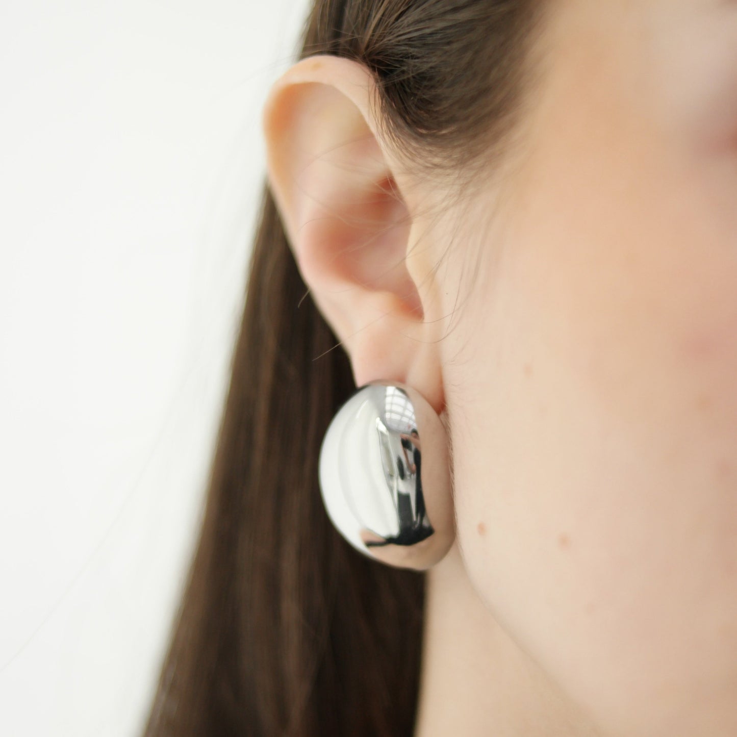 OLIVIA EARRINGS
